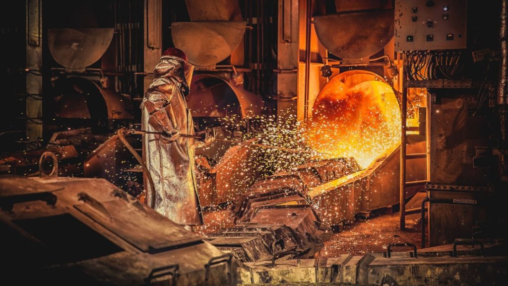 СТАЛЬ - КАК ЕЕ ПОЛУЧАЮТ?