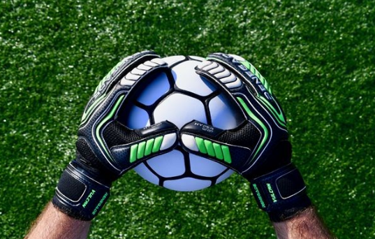 Что означает тотал больше 4 в футболе: расшифровка и стратегии ставок